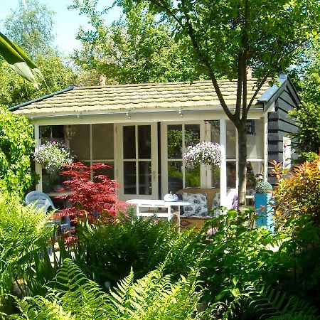 Logies Het Tuinhuisje Enschede Extérieur photo